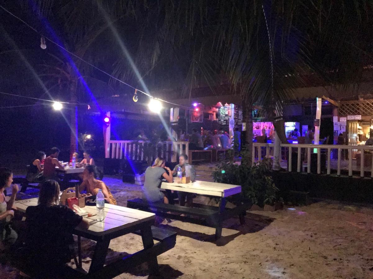 Malibu Hostel Koh Rong Extérieur photo