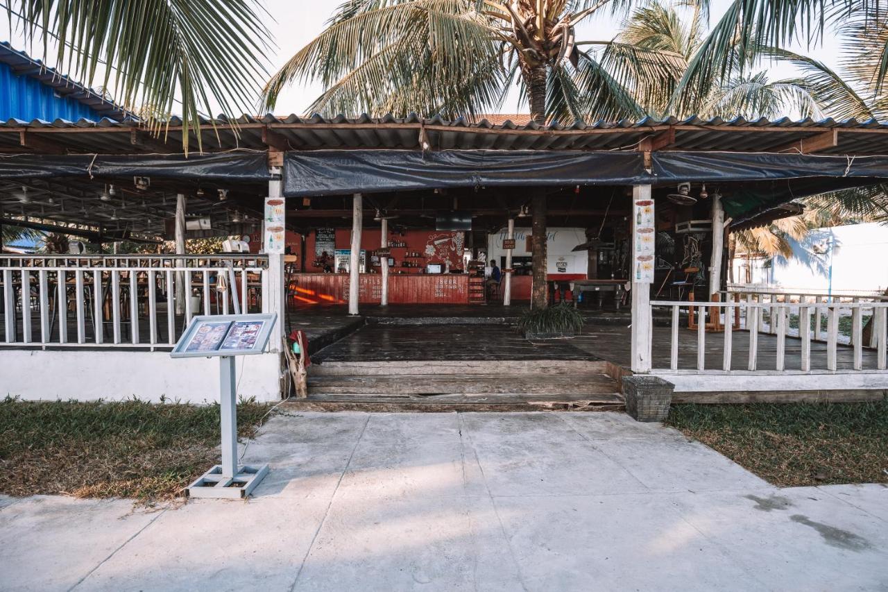 Malibu Hostel Koh Rong Extérieur photo
